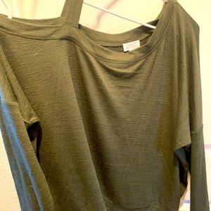 1 cold shoulder over sized top- XL